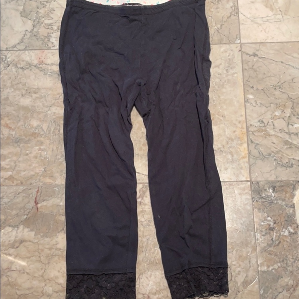 CUTE BLACK SO YOUTH LEGGINGS WITH LACE TRIM